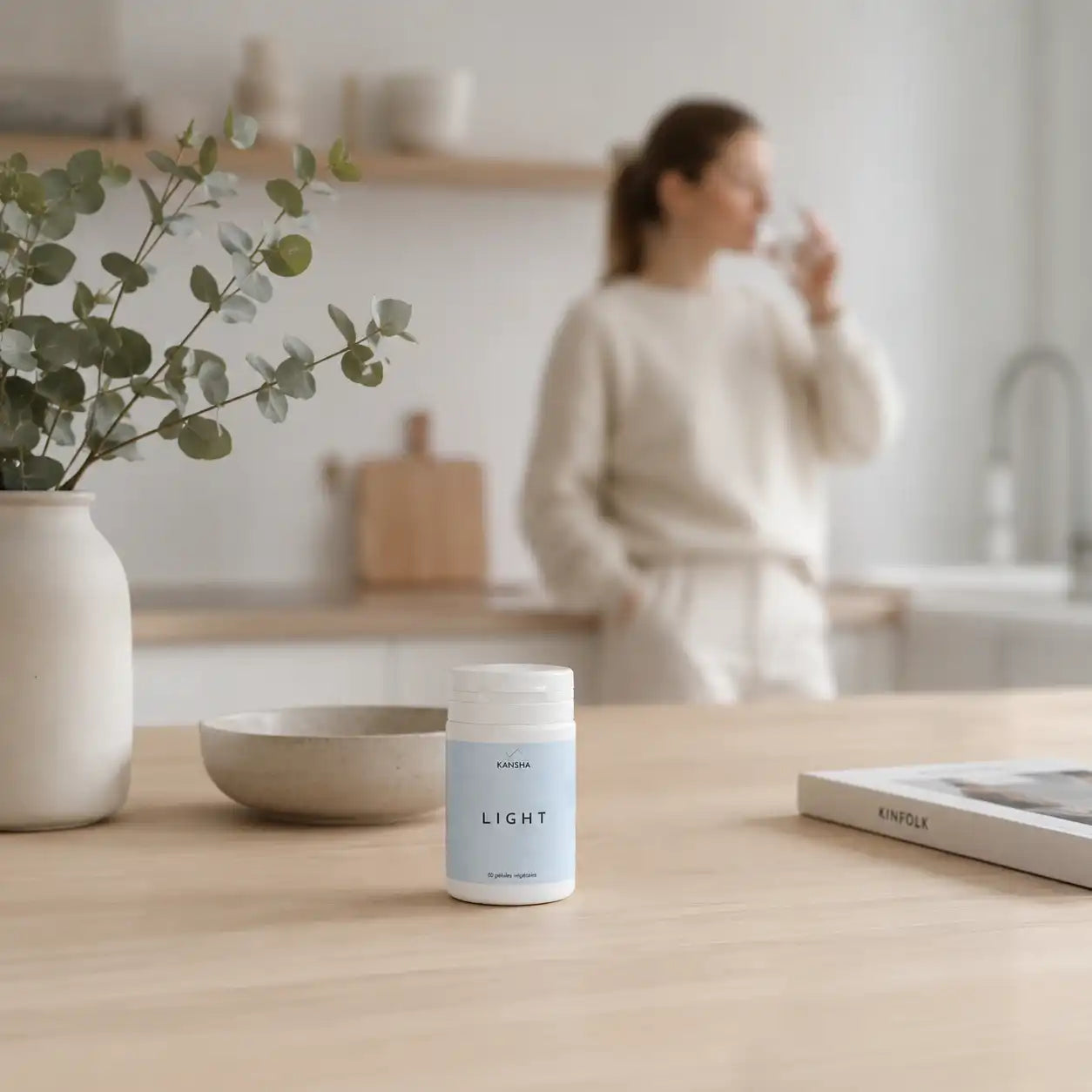 Complément alimentaire KANSHA LIGHT – queues de cerise, hibiscus, marc de raisin et framboise pour favoriser l’élimination et la légèreté corporelle
