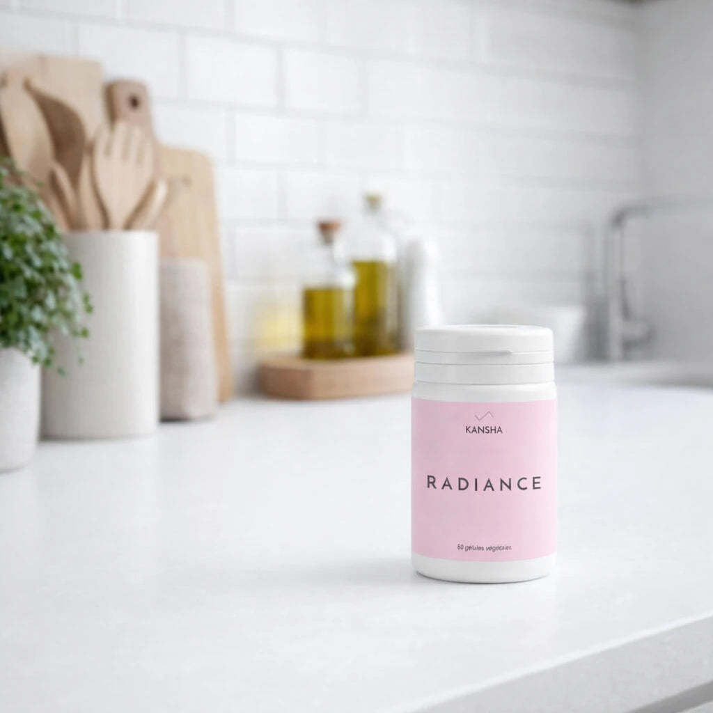 Complément alimentaire RADIANCE de KANSHA pour préserver l'éclat de la peau avec sa formule breveté SkinAx²™